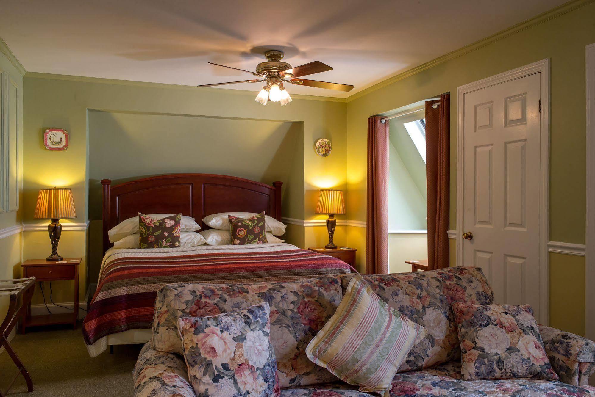 Beaconlight Guest House Provincetown Exterior foto